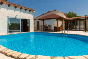  Villa Archy  Лoбoрикa